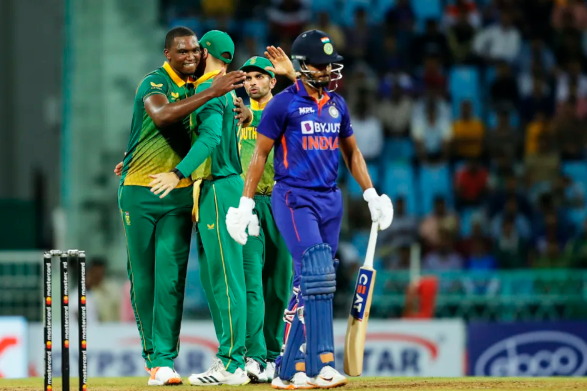 klaasen-and-miller-unbeaten-power-south-africa-beats-india-by-9-runs-in-1st-odi-match-of-the-series